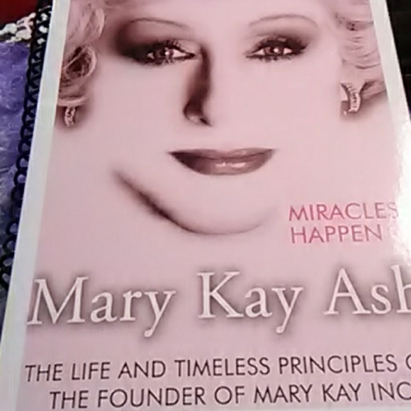 Mary Kay - Picture 3 of 4